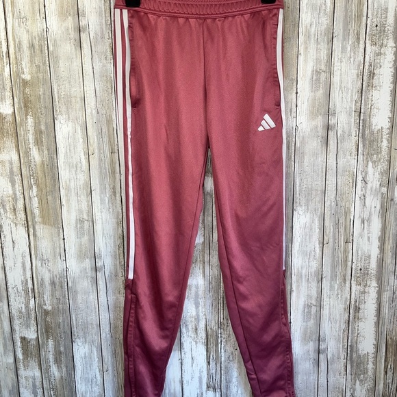 Adidas Tiro Tapered Pants Pink With side zipper - Picture 4 of 11